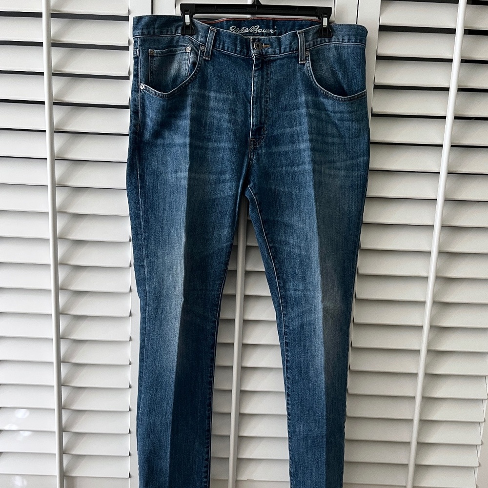 Men's Eddie Bauer Jeans 38/32  'fits Slim'